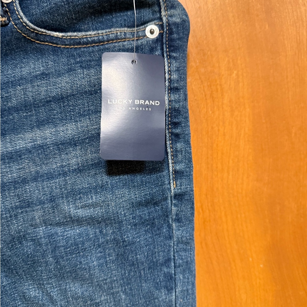 Lucky Brand Women's Straight Leg Blue Jeans - Picture 2 of 3